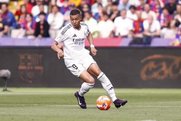 广瑞网  马卡预测巴黎vs皇马首发：姆巴佩迎战旧主 劳尔-阿森西奥顶替怀森